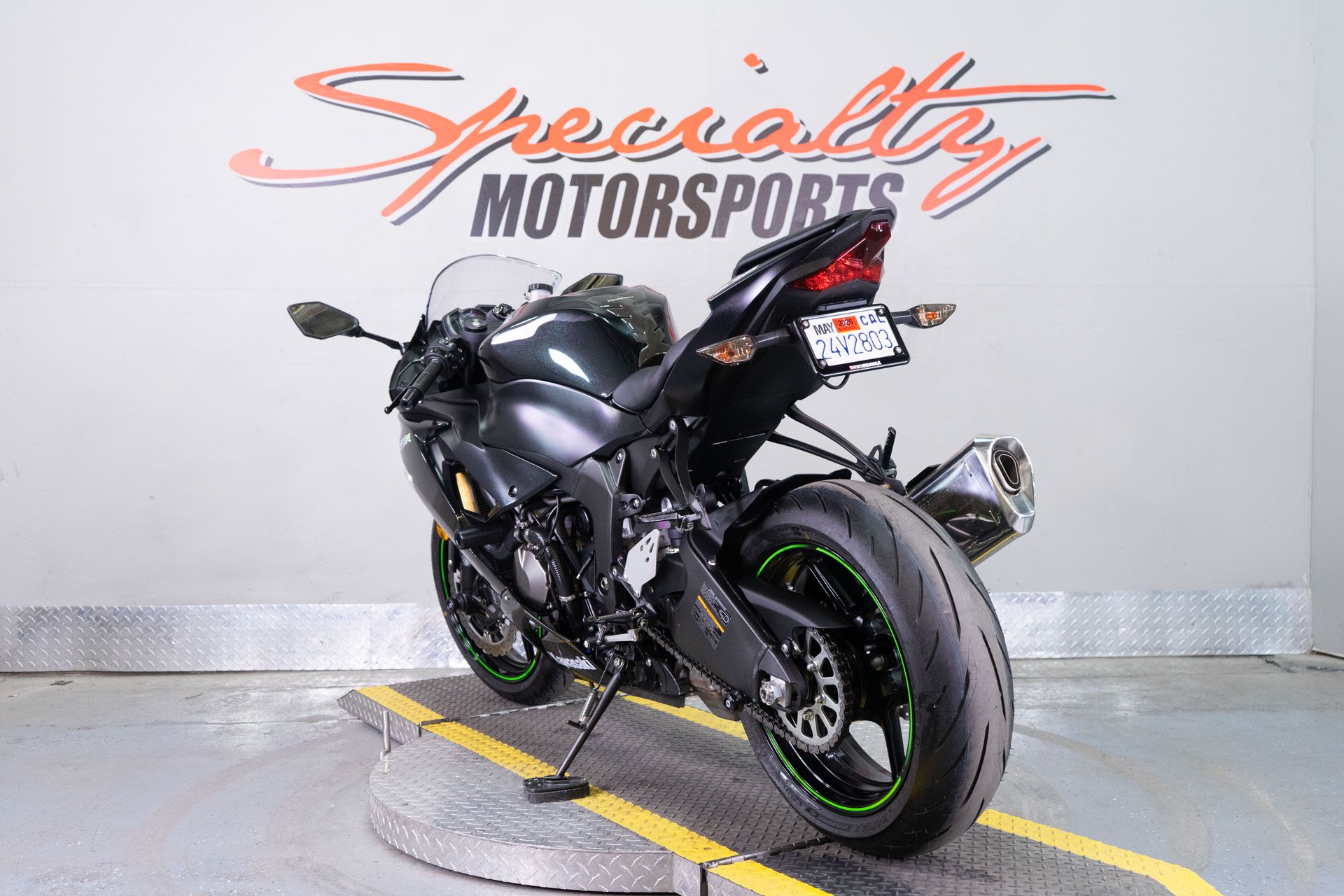 2019 Kawasaki Ninja ZX-6R ABS in Sacramento, California - Photo 5