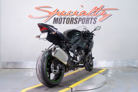 2019 Kawasaki Ninja ZX-6R ABS in Sacramento, California - Photo 6