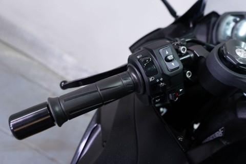 2019 Kawasaki Ninja ZX-6R ABS in Sacramento, California - Photo 13