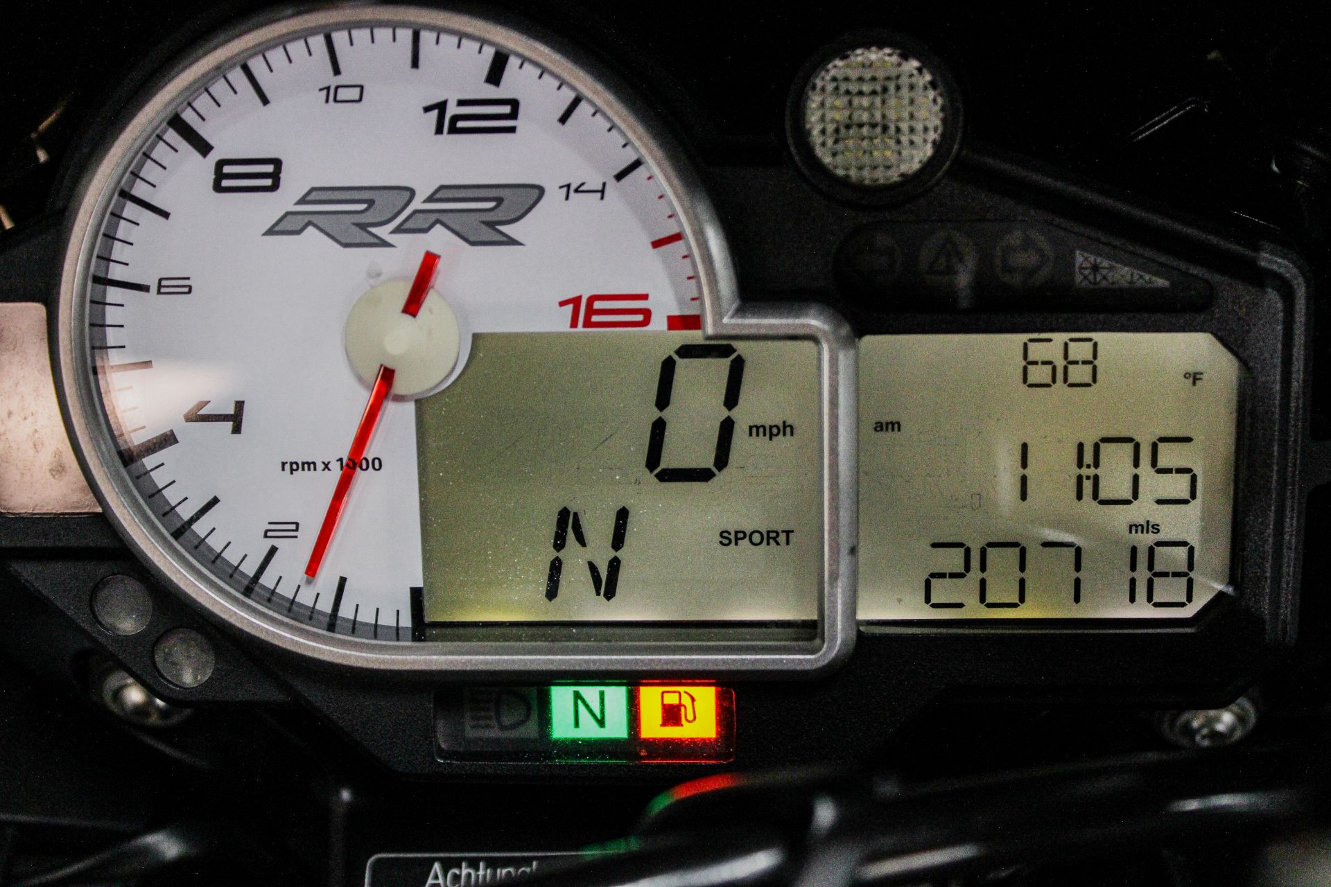 BMWL16867 - 2012 - BMW - S 1000 RR Odometer - Photo 18