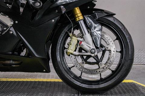 BMWL16867 - 2012 - BMW - S 1000 RR Front Tire - Photo 3