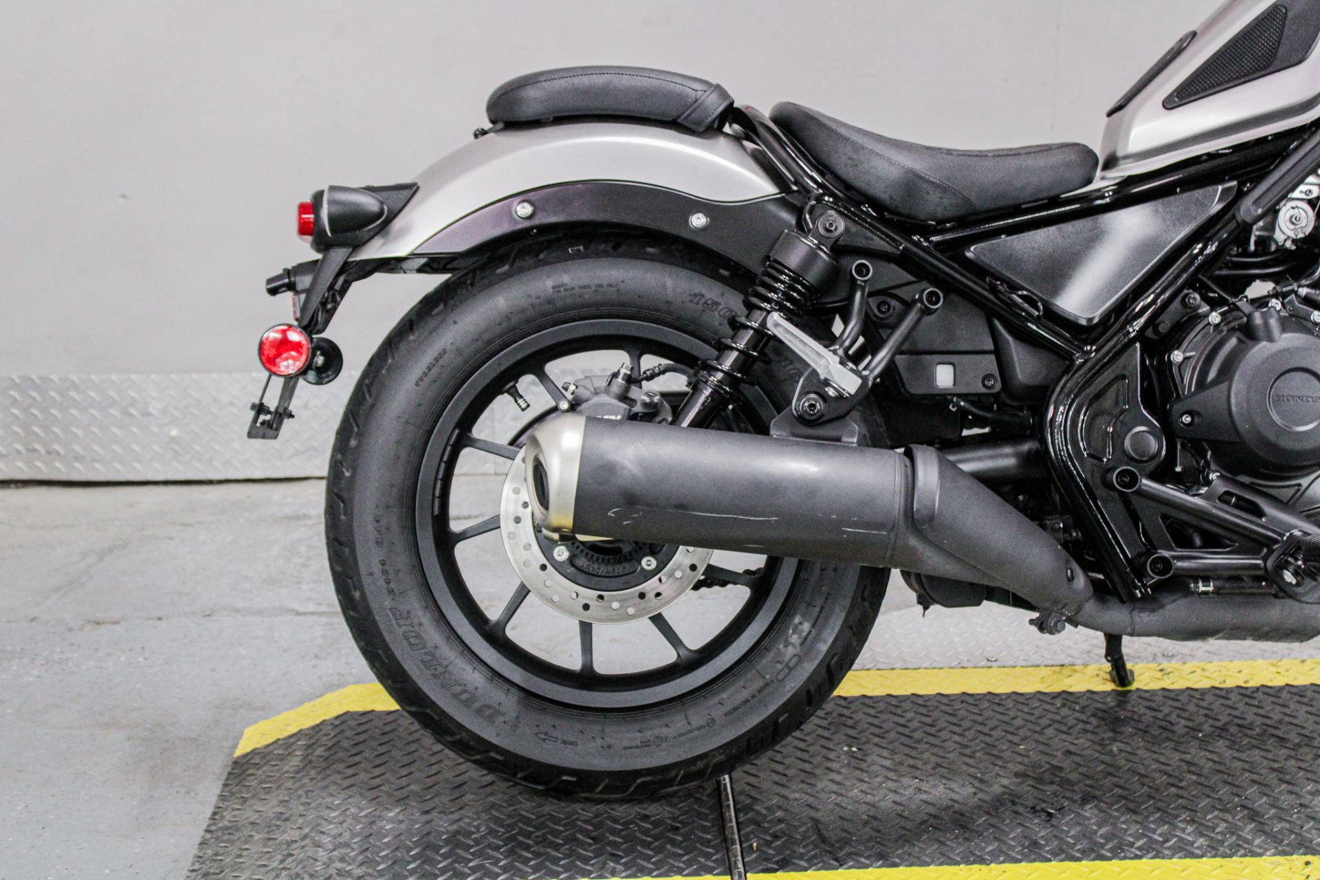 2022 Honda Rebel 500 ABS SE in Sacramento, California - Photo 4