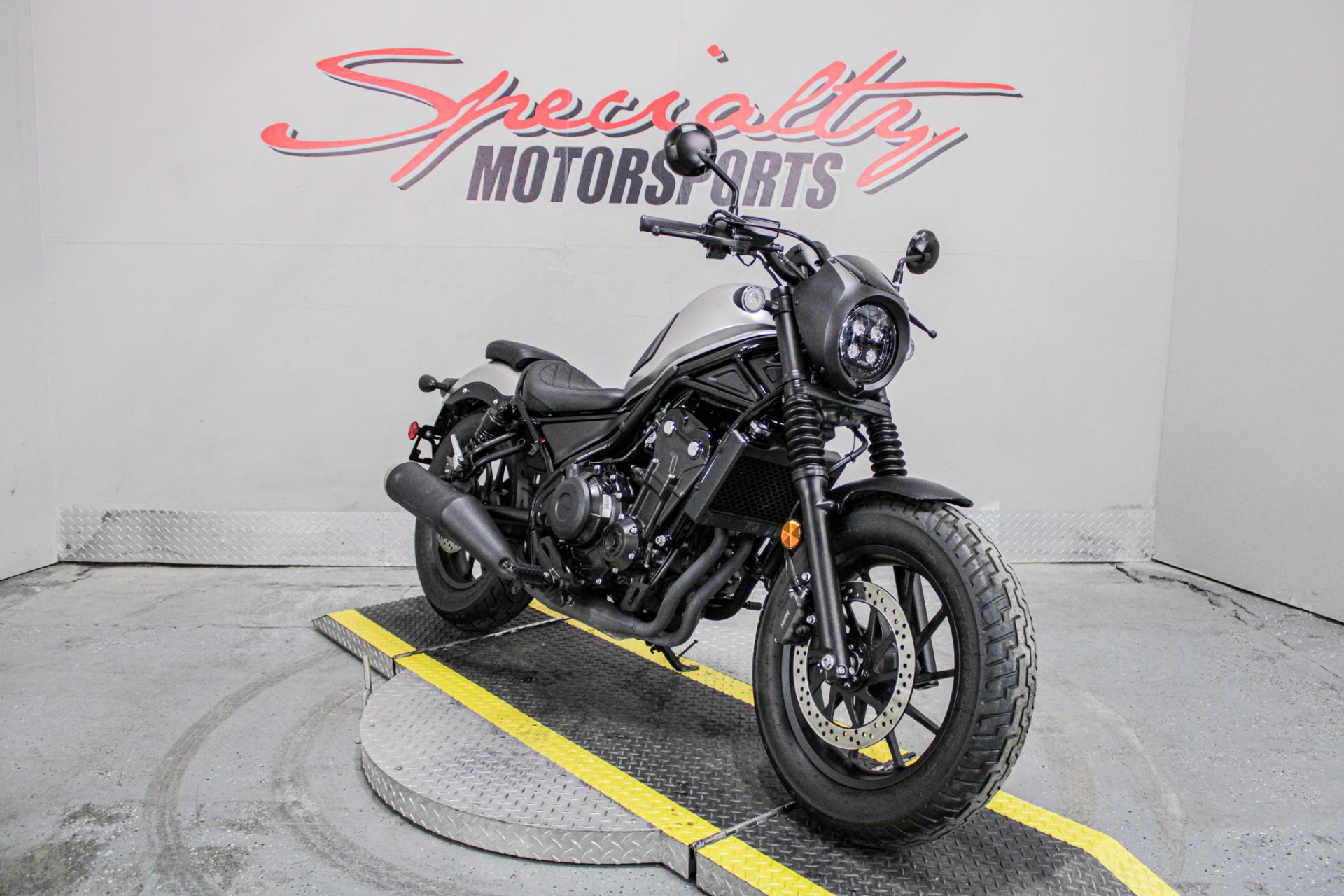 2022 Honda Rebel 500 ABS SE in Sacramento, California - Photo 13