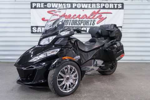 2015 Can-Am Spyder® RT SE6 in Sacramento, California - Photo 1