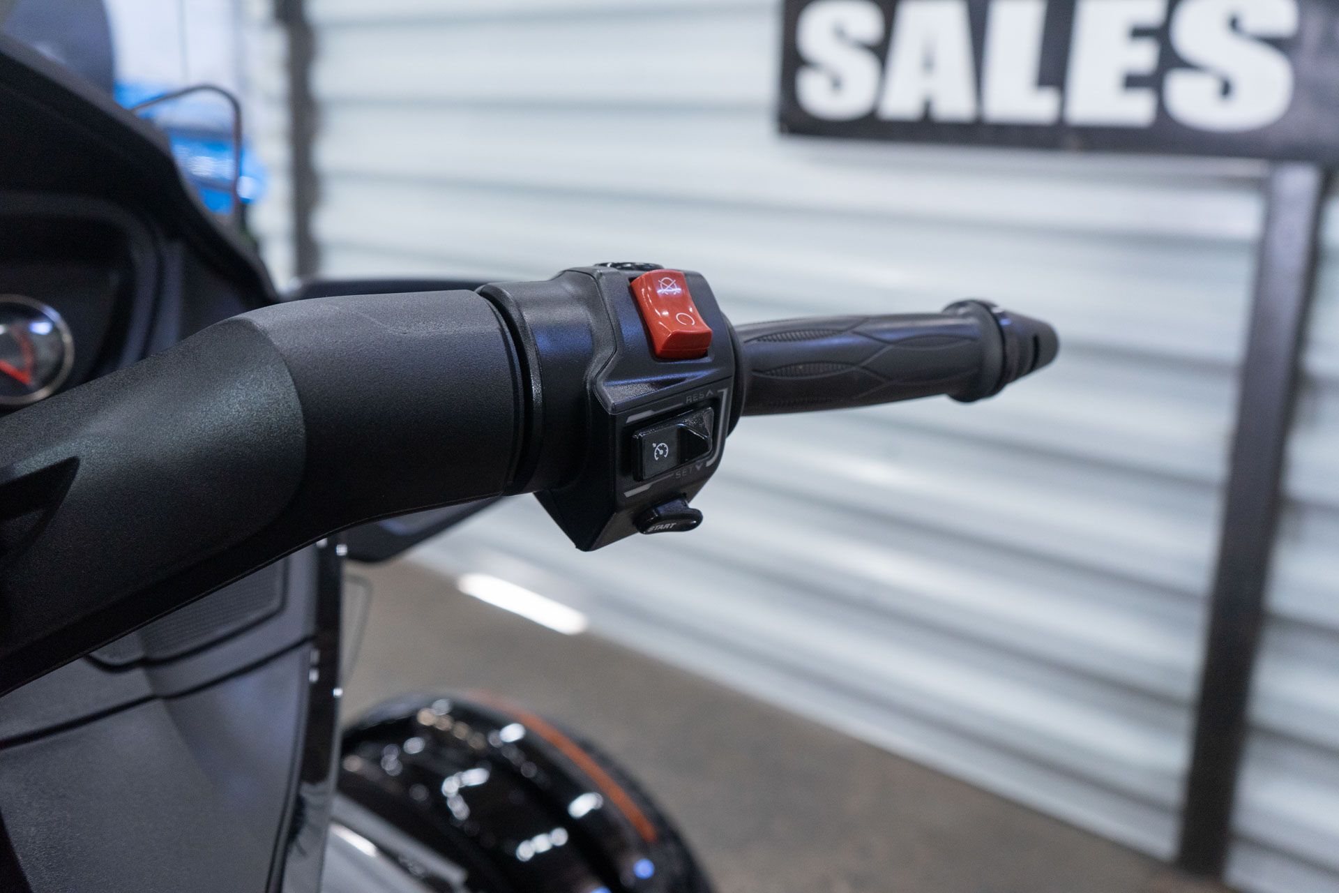 2015 Can-Am Spyder® RT SE6 in Sacramento, California - Photo 11