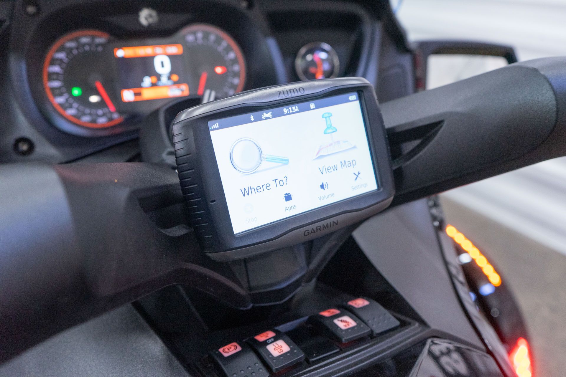 2015 Can-Am Spyder® RT SE6 in Sacramento, California - Photo 12