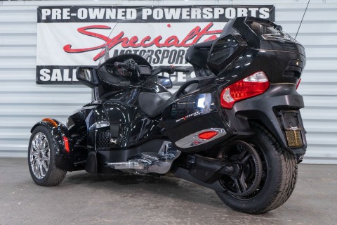 2015 Can-Am Spyder® RT SE6 in Sacramento, California - Photo 15