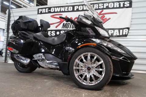 2015 Can-Am Spyder® RT SE6 in Sacramento, California - Photo 20