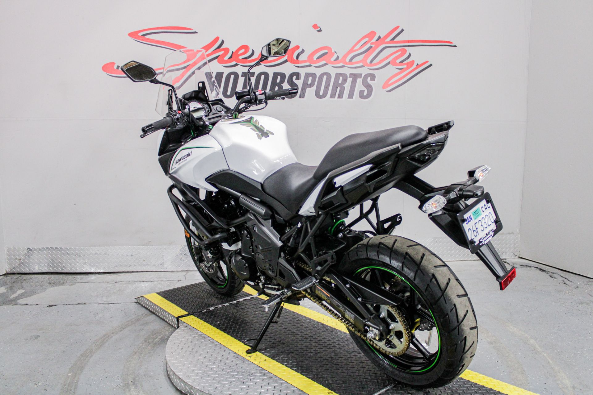 Rear Left Side Angle - Photo 7