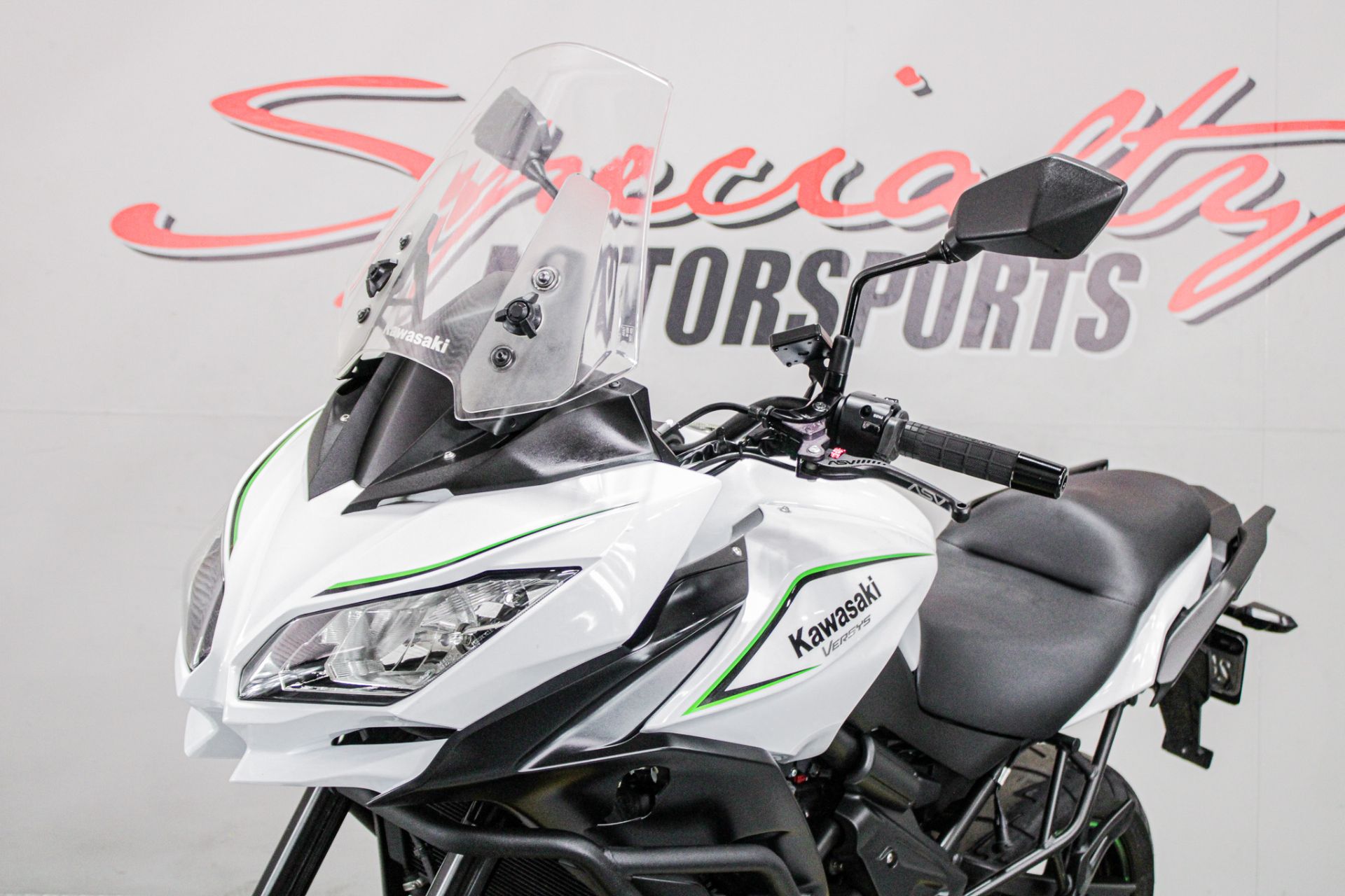 Front Left Zoomed In - Photo 11