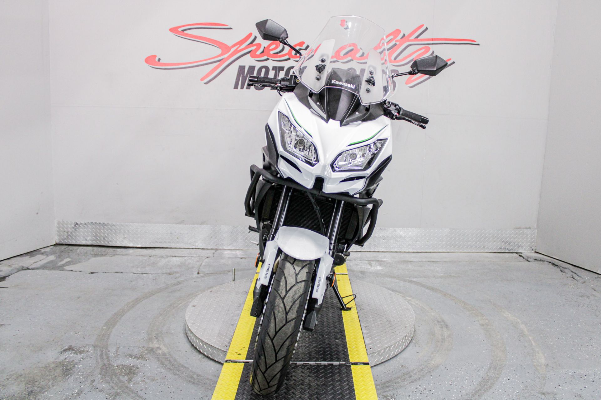 Front View - Photo 12