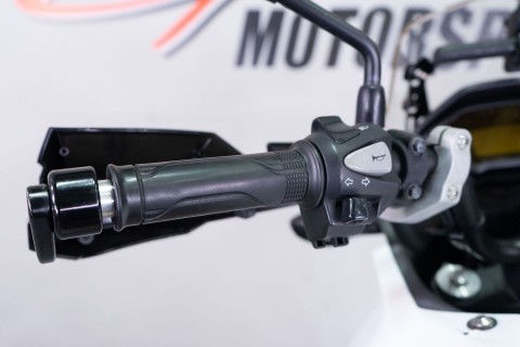 2014 Honda CB500X in Sacramento, California - Photo 13