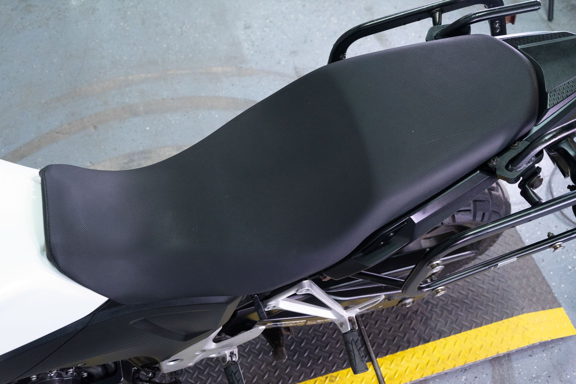 2014 Honda CB500X in Sacramento, California - Photo 16