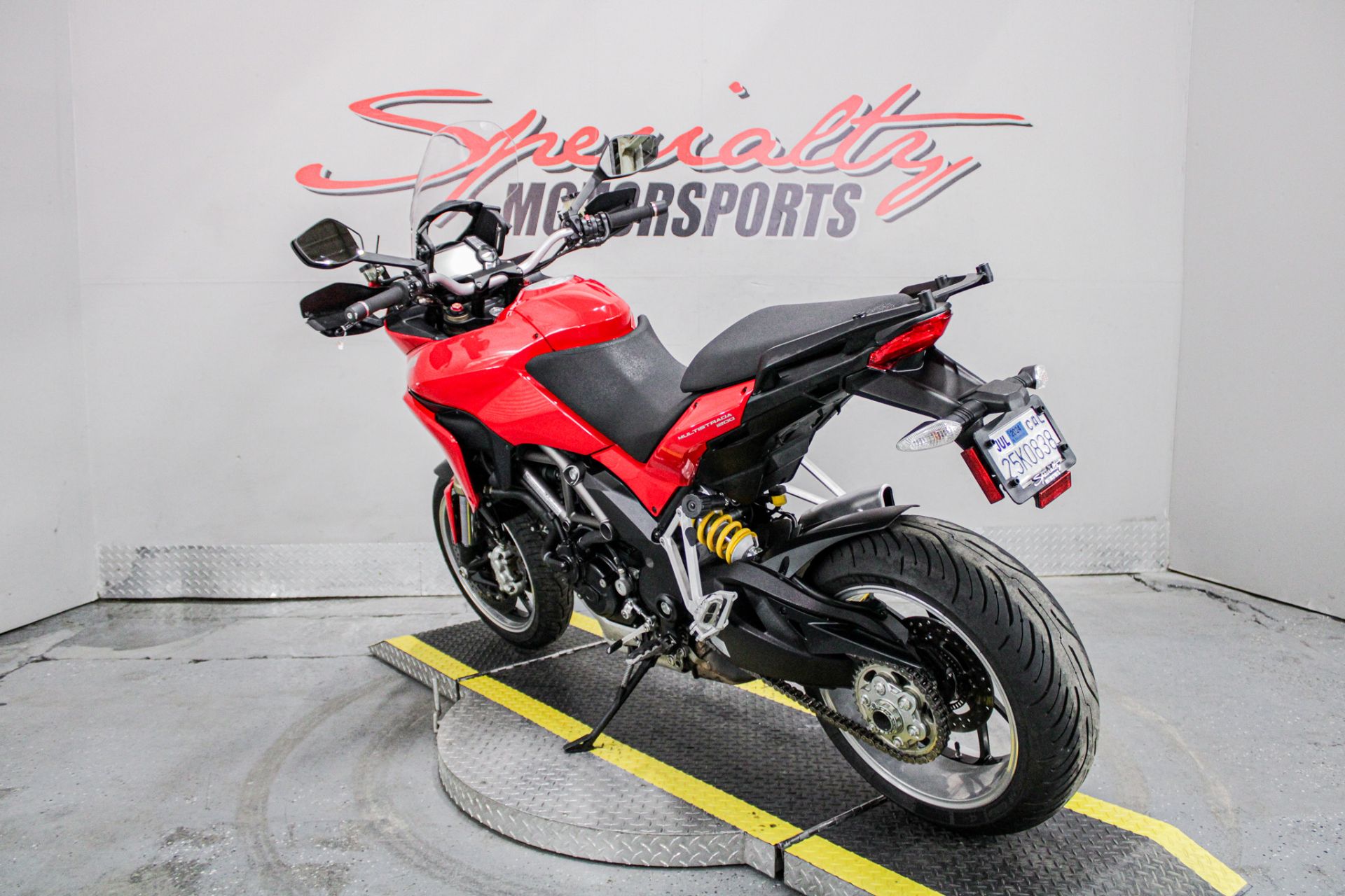 Rear Left Side Angle - Photo 7