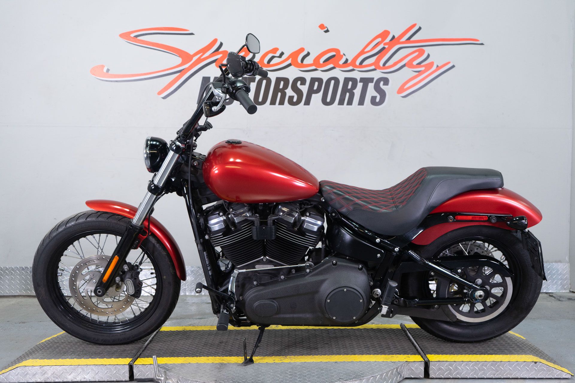 2019 Harley-Davidson Street Bob® in Sacramento, California - Photo 4