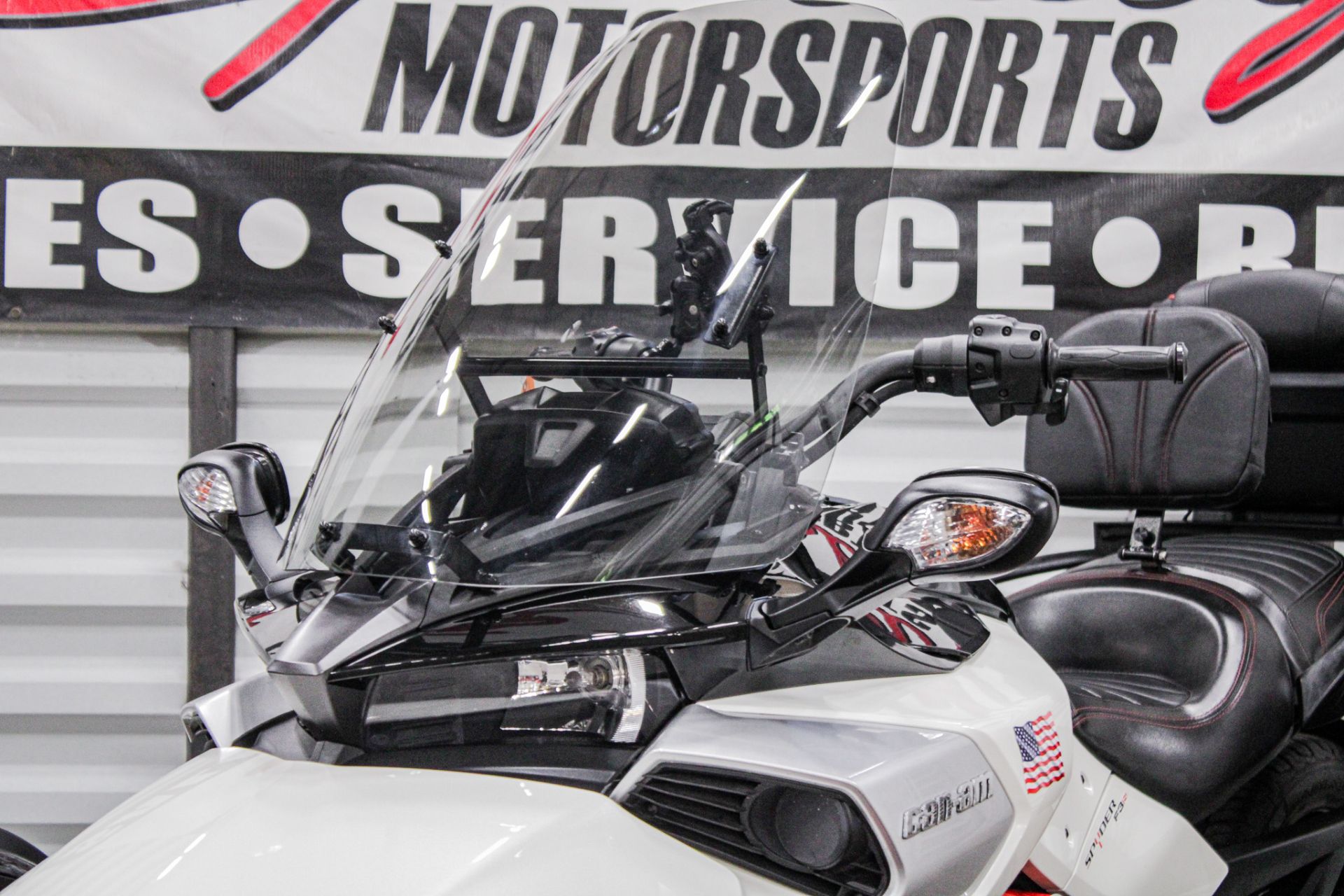 2015 Can-Am Spyder® F3-S SM6 in Sacramento, California - Photo 3