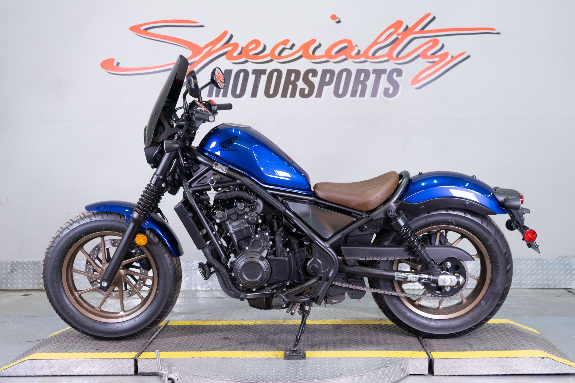 2025 Honda Rebel 500 ABS SE in Sacramento, California - Photo 4