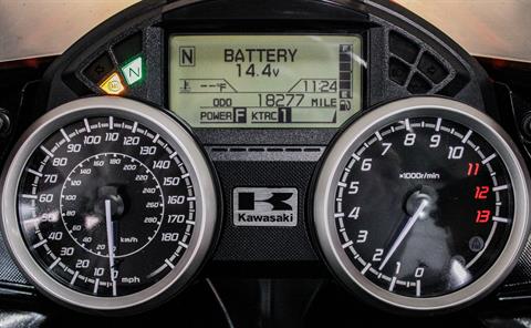 2014 Kawasaki Ninja® ZX™-14R in Sacramento, California - Photo 17