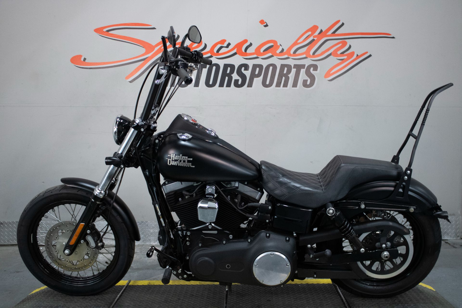 2013 Harley-Davidson Dyna® Street Bob® in Sacramento, California - Photo 8