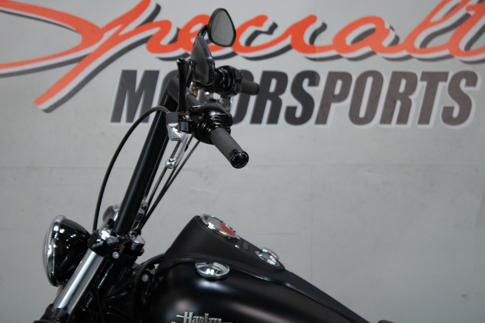 2013 Harley-Davidson Dyna® Street Bob® in Sacramento, California - Photo 9