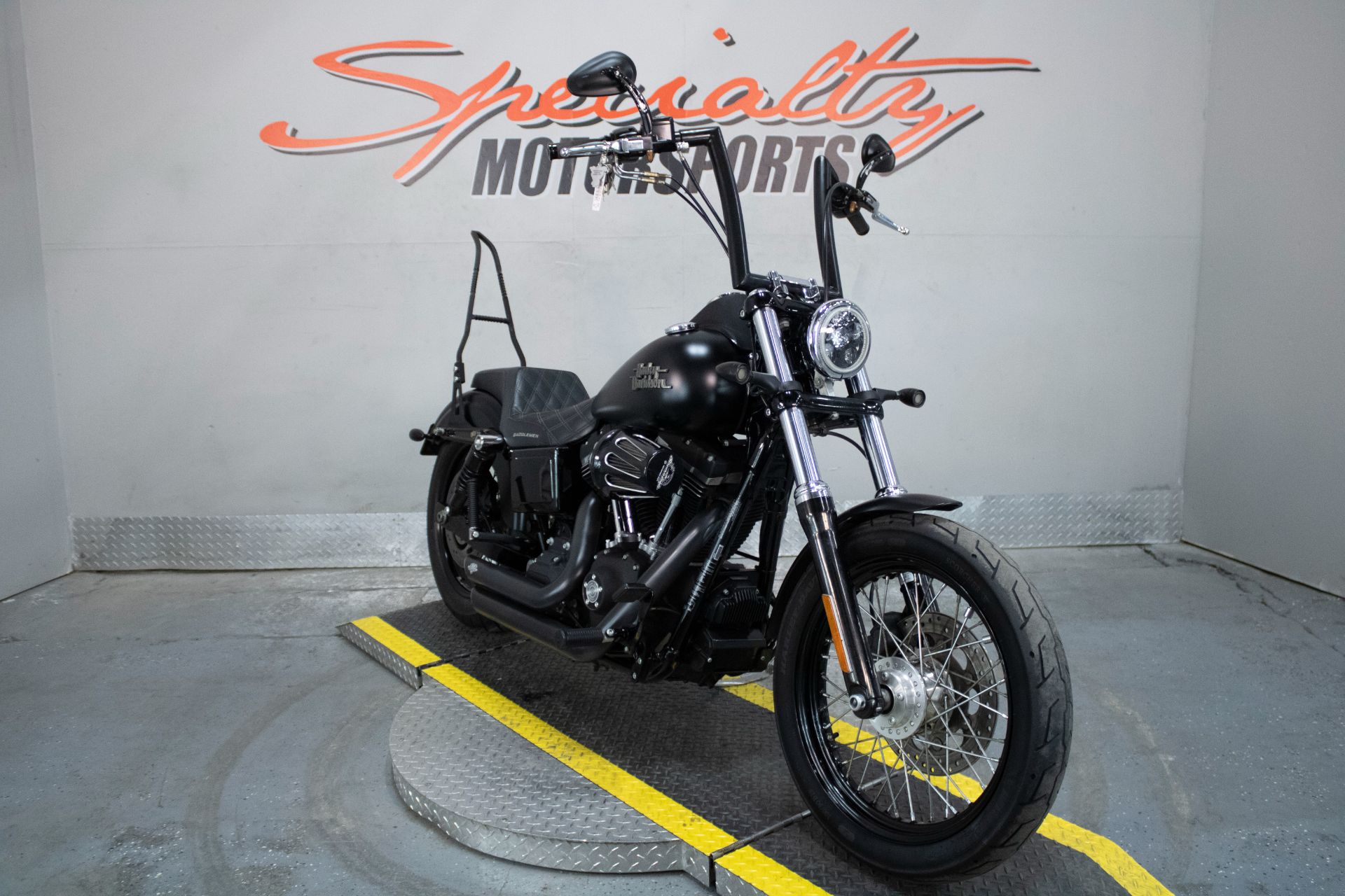 2013 Harley-Davidson Dyna® Street Bob® in Sacramento, California - Photo 13