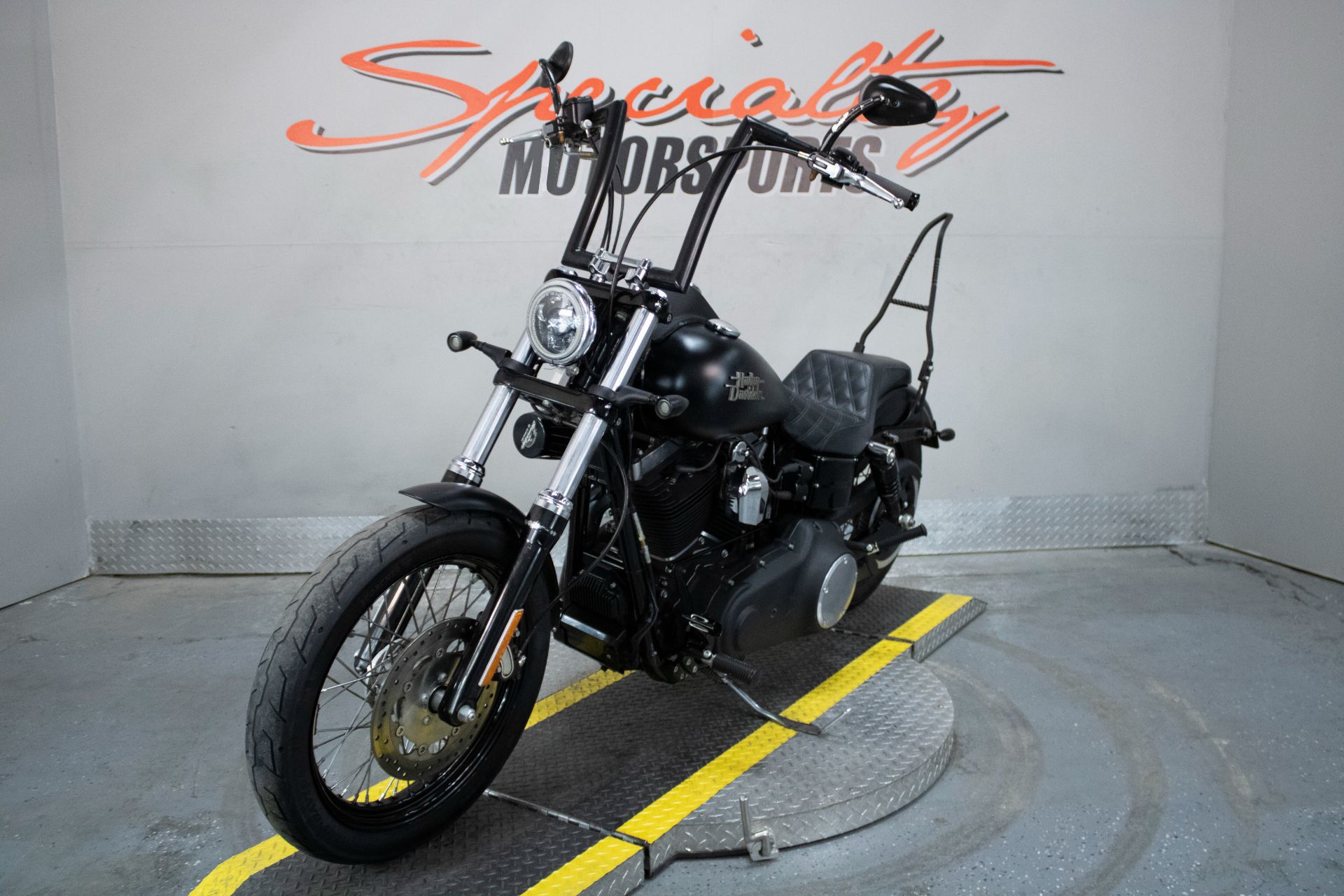 2013 Harley-Davidson Dyna® Street Bob® in Sacramento, California - Photo 10