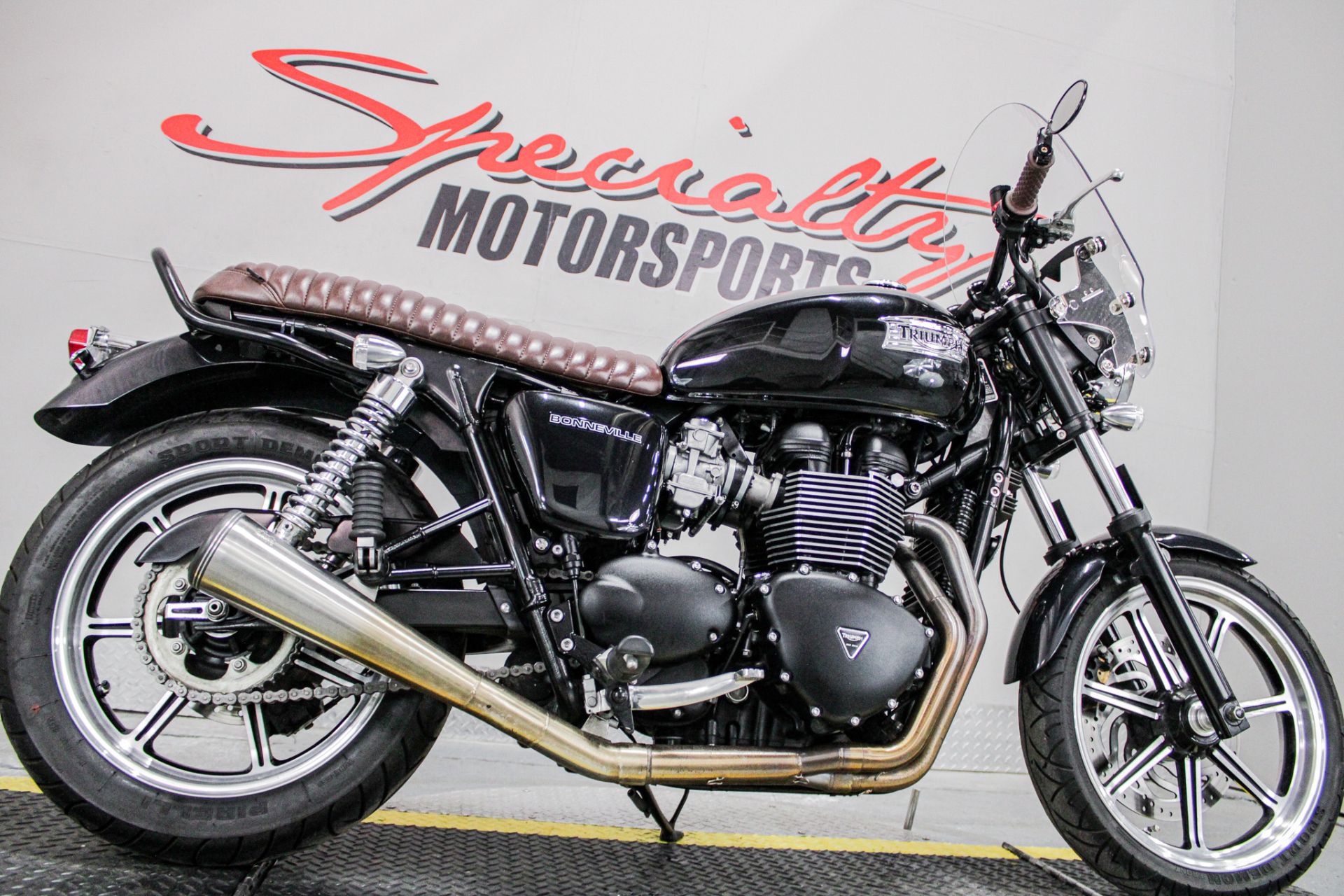 2014 Triumph Bonneville in Sacramento, California - Photo 15