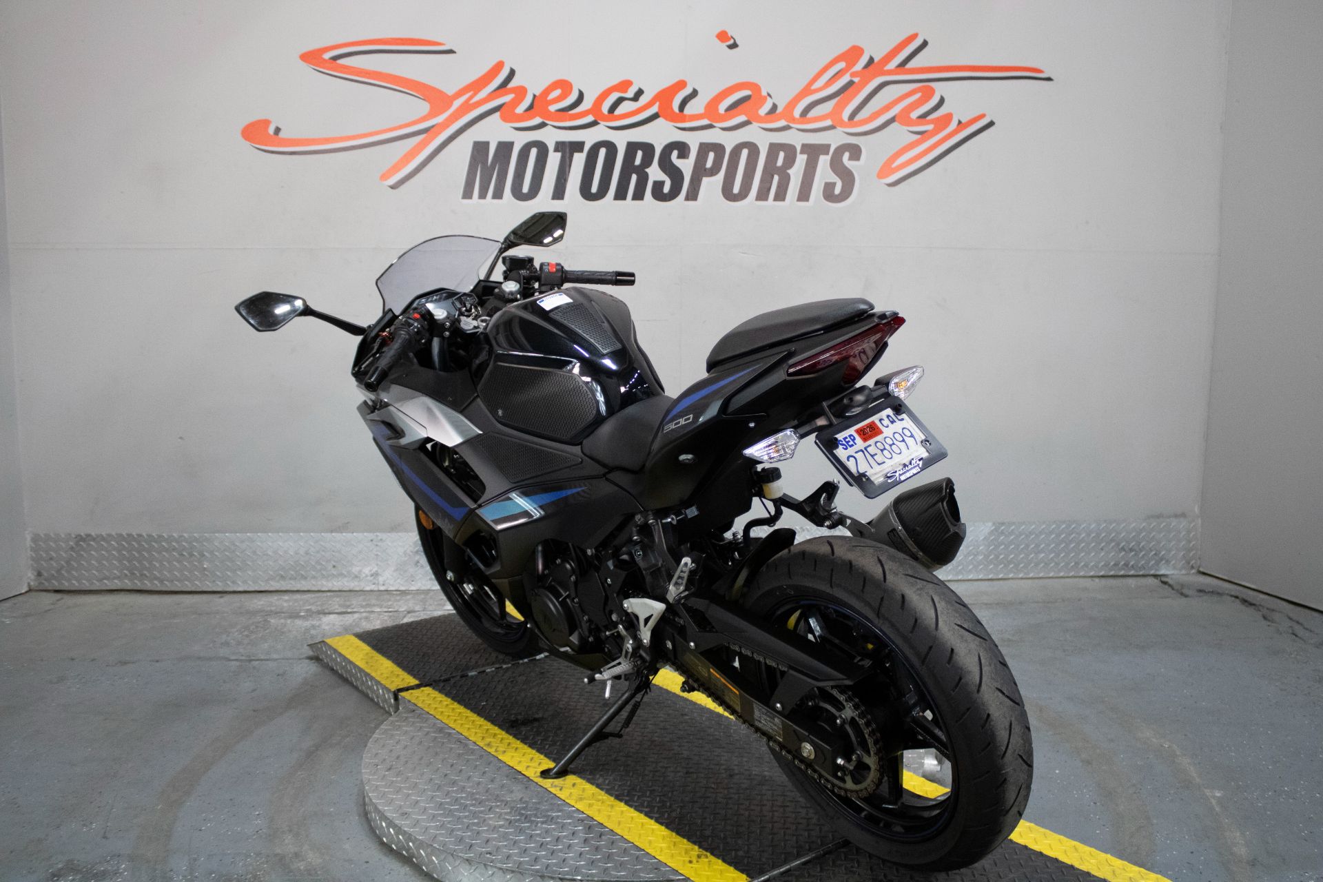 2025 Kawasaki Ninja 500 ABS in Sacramento, California - Photo 7