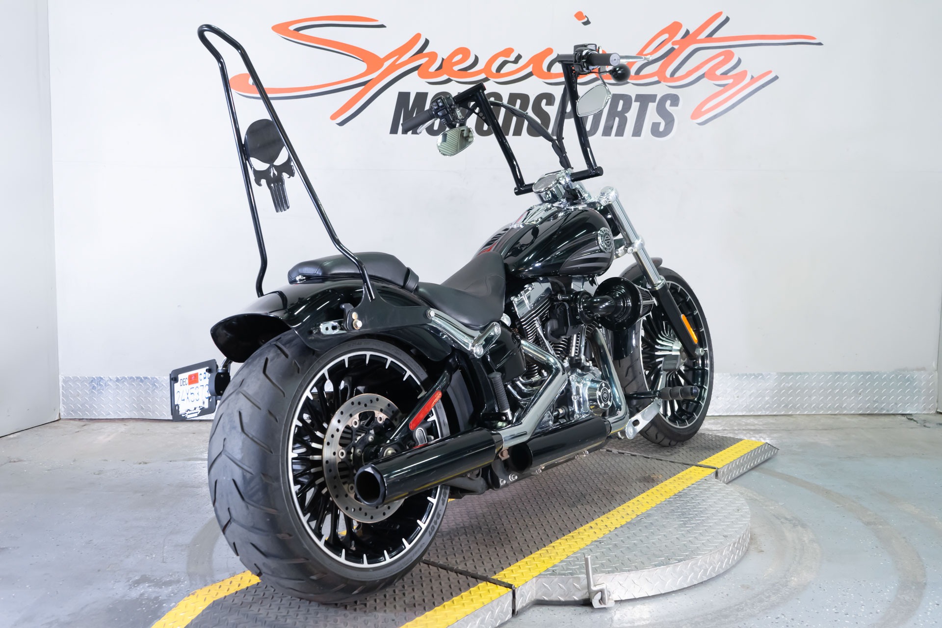 2017 Harley-Davidson Breakout® 6