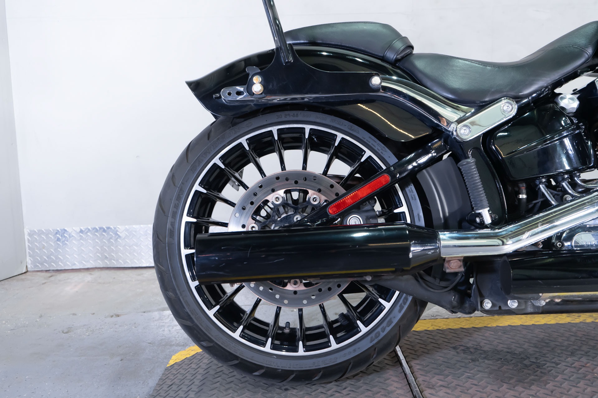 2017 Harley-Davidson Breakout® 7