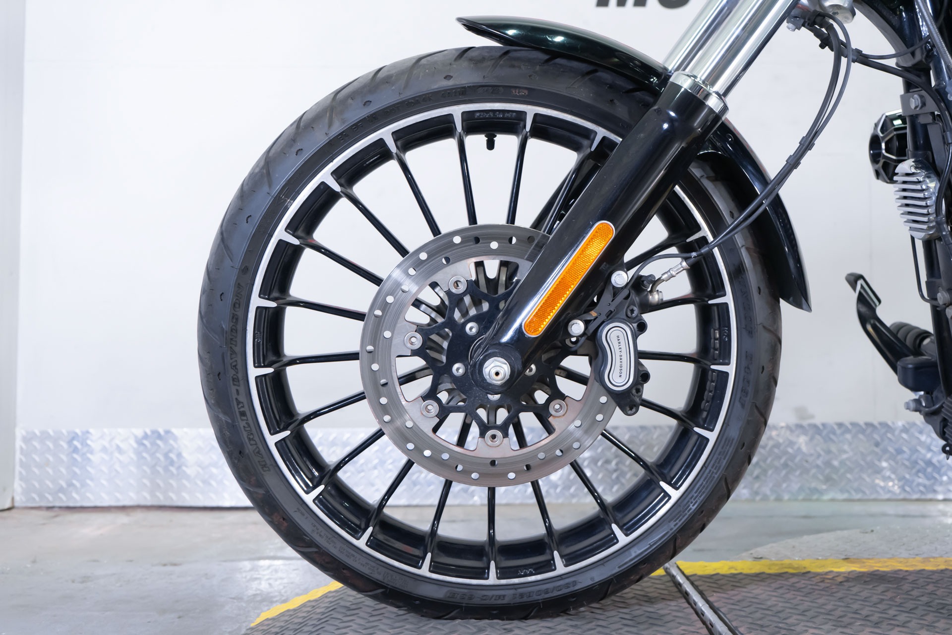2017 Harley-Davidson Breakout® 10