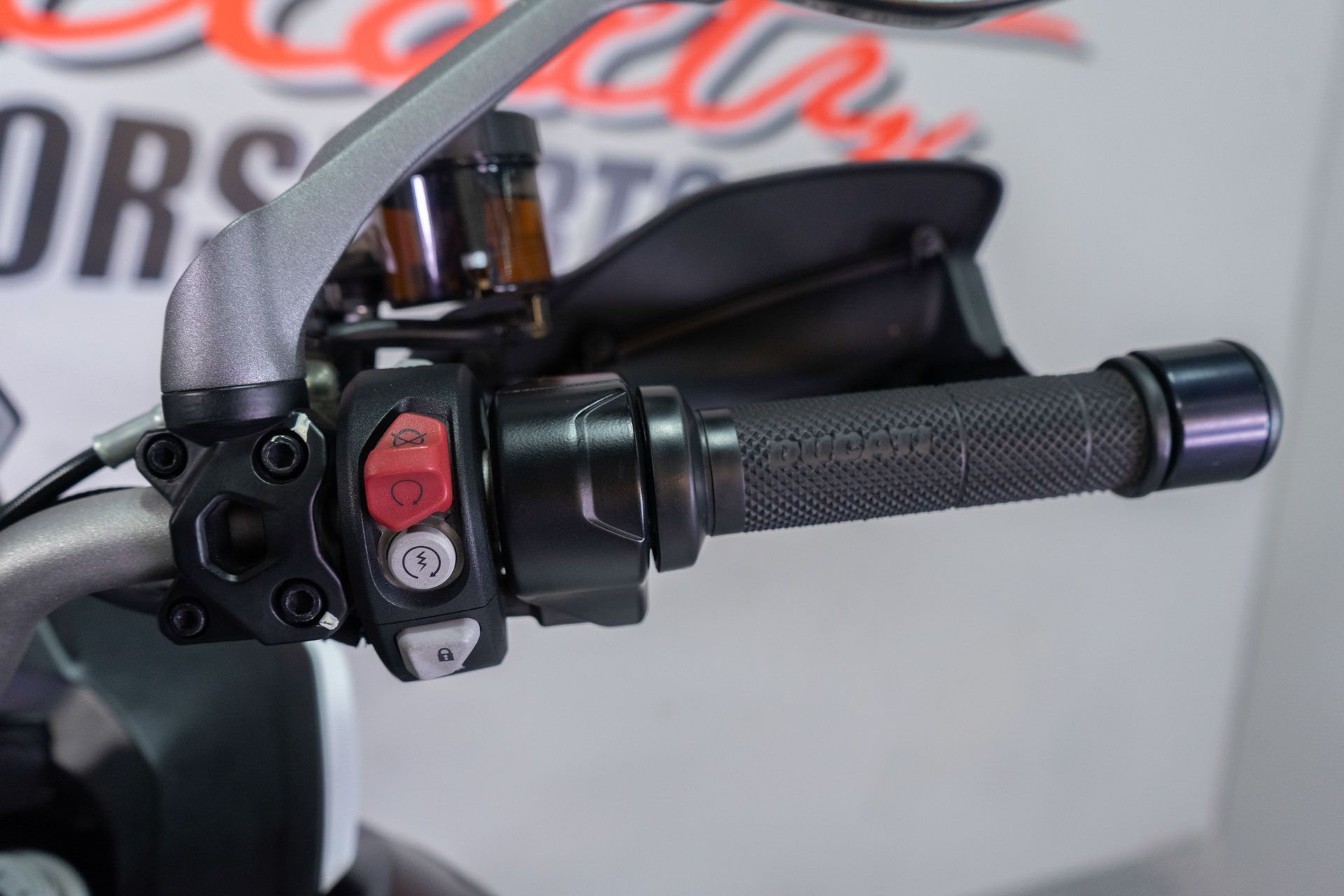 2016 Ducati Multistrada 1200 Enduro in Sacramento, California - Photo 16