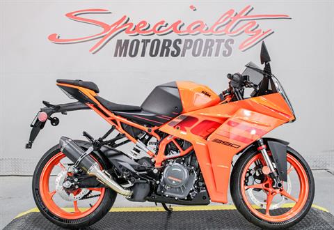 KTM209201 - 2024 - KTM - RC 390 Specialty Motorsports - Photo 1