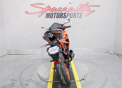 KTM209201 - 2024 - KTM - RC 390 Rear View - Photo 6