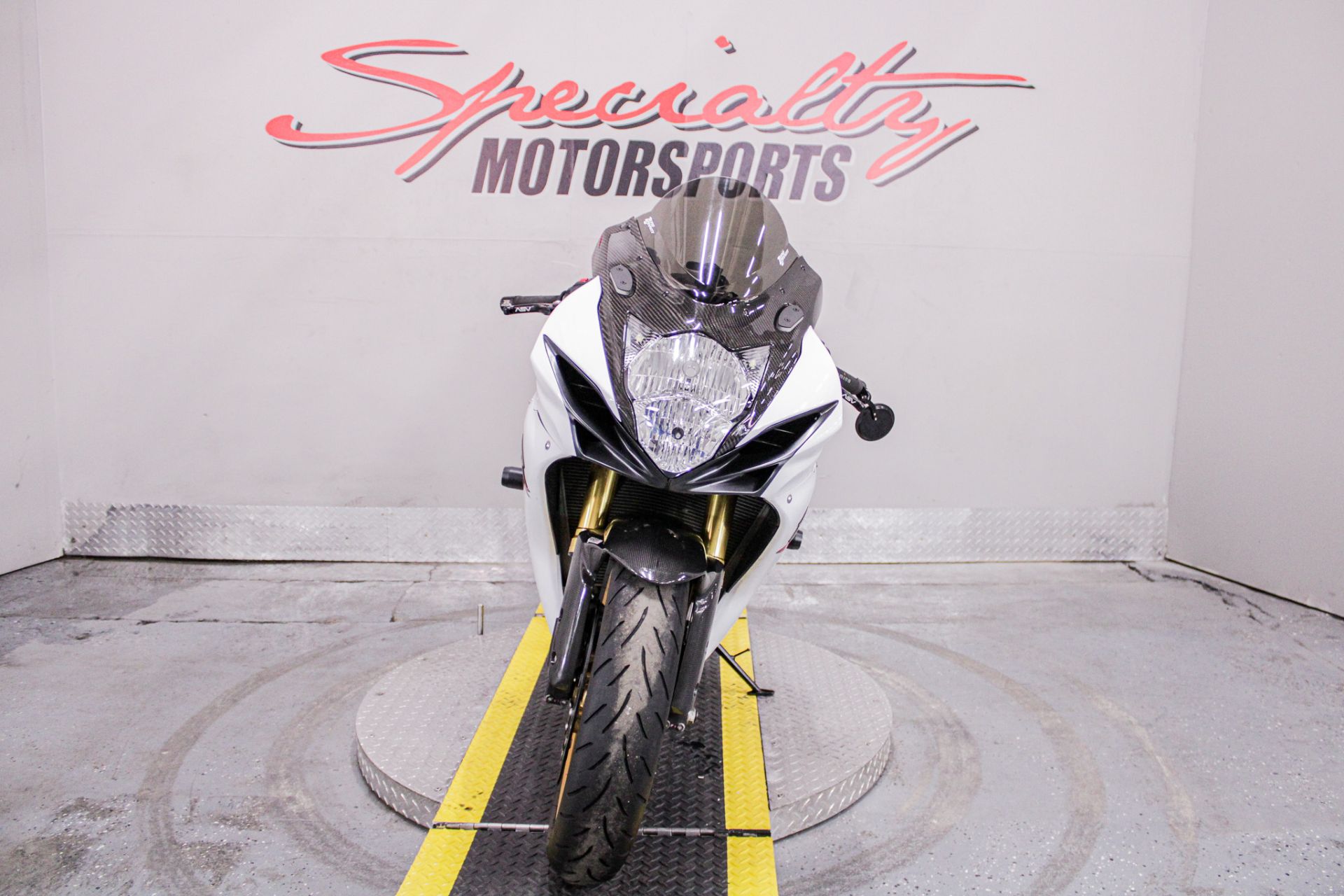 Front View - Photo 12