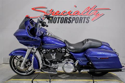 2019 Harley-Davidson Road Glide® in Sacramento, California - Photo 8