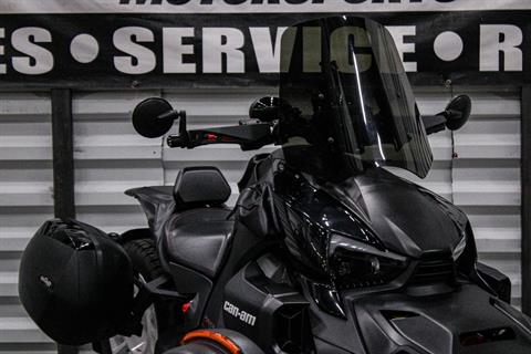 CAN001087 - 2022 - Can-Am - Ryker 900 ACE Right Side Windscreen - Photo 10