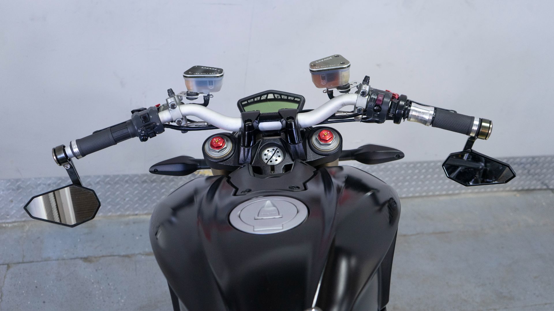 2014 Ducati Streetfighter 848 in Sacramento, California - Photo 13