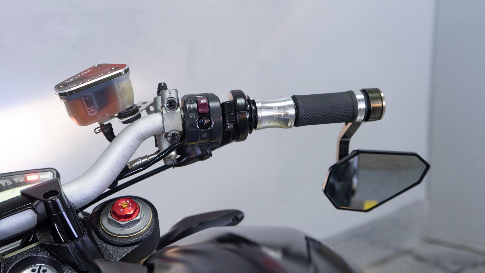 2014 Ducati Streetfighter 848 in Sacramento, California - Photo 14