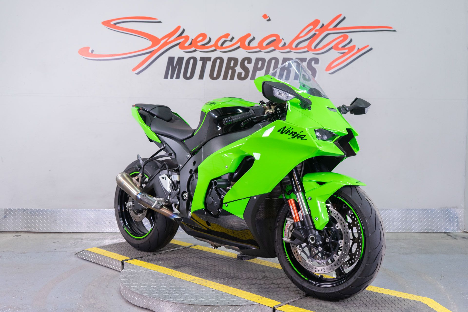 2025 Kawasaki Ninja® ZX™-10R in Sacramento, California - Photo 2