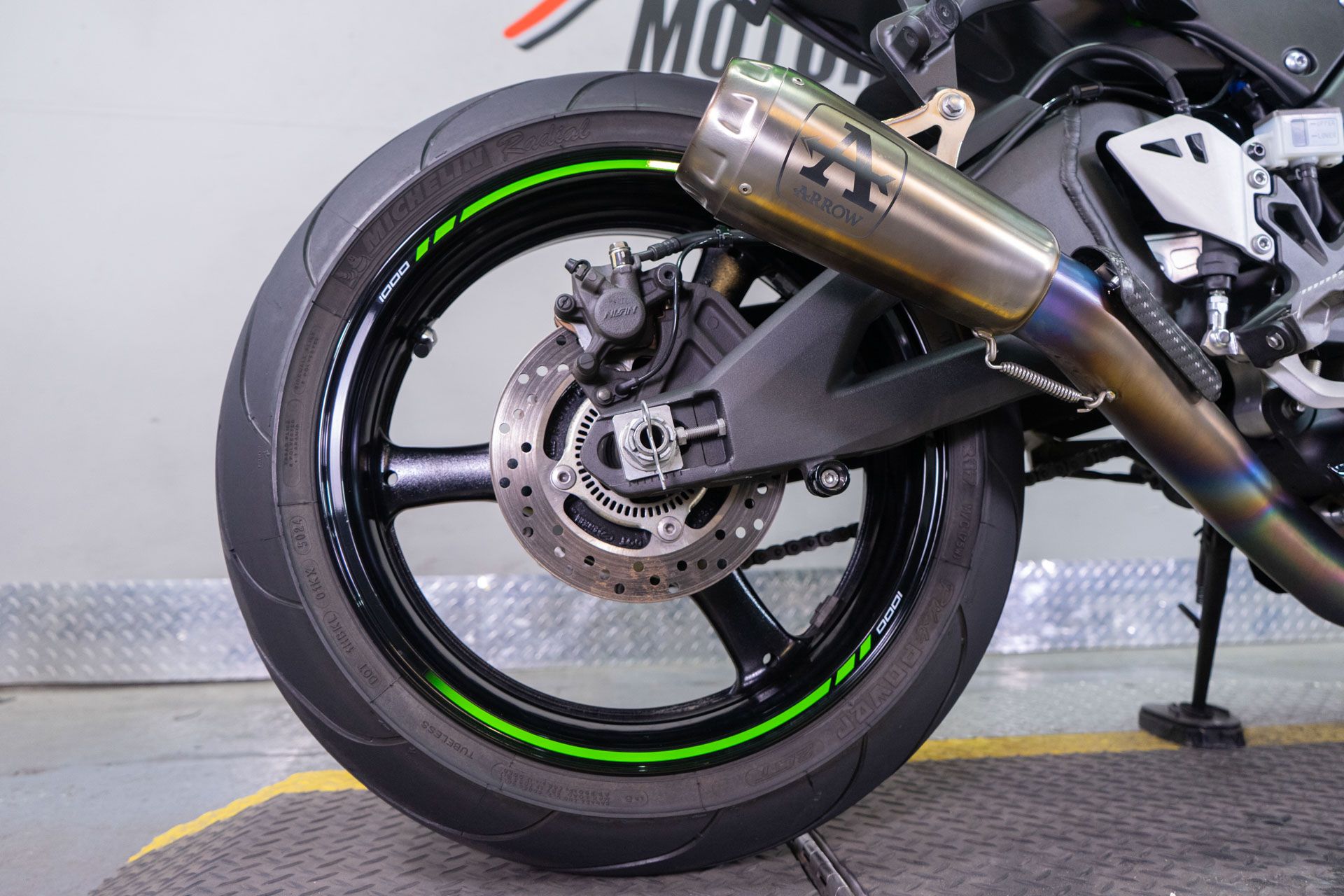 2025 Kawasaki Ninja® ZX™-10R in Sacramento, California - Photo 8