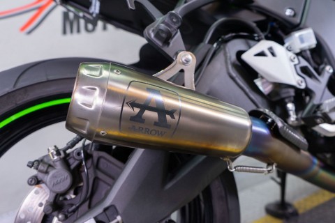 2025 Kawasaki Ninja® ZX™-10R in Sacramento, California - Photo 9