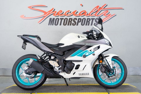 2024 Yamaha YZF-R3 in Sacramento, California - Photo 1