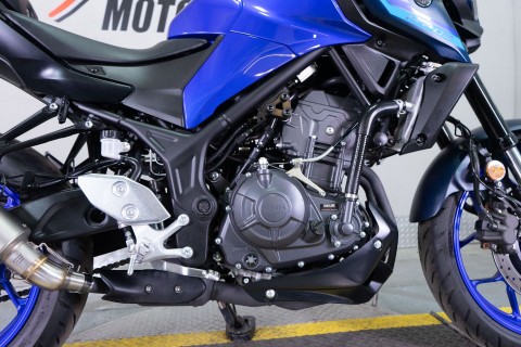 2025 Yamaha MT-03 in Sacramento, California - Photo 10