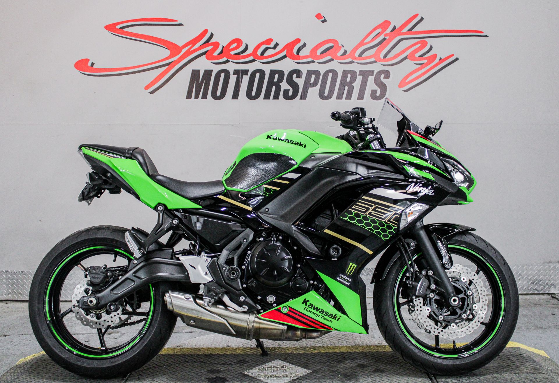 KAWA09298 - 2020 - Kawasaki - Ninja 650 ABS KRT Edition Specialty Motorsports - Photo 1