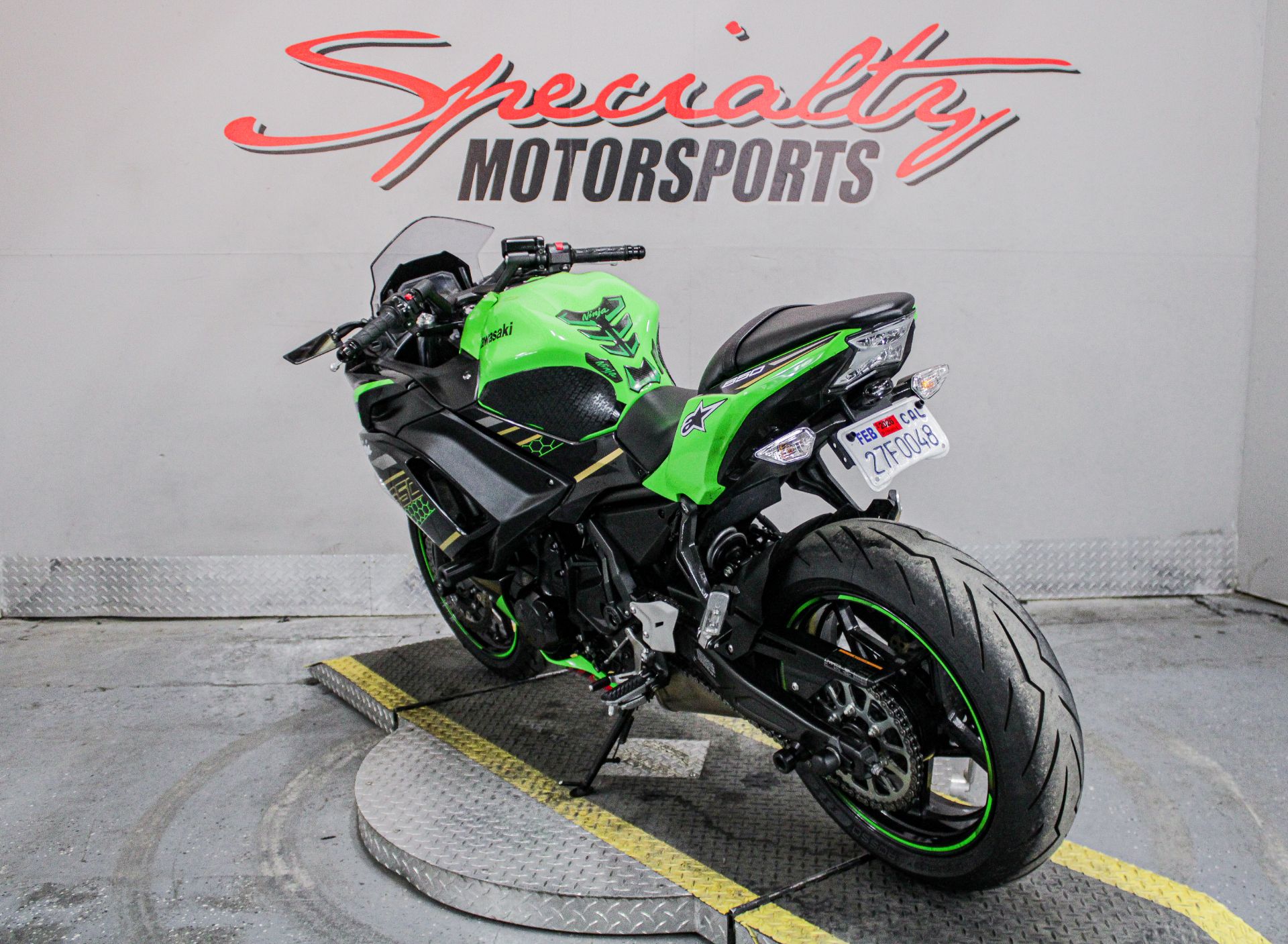 KAWA09298 - 2020 - Kawasaki - Ninja 650 ABS KRT Edition Rear Left Side Angle - Photo 7