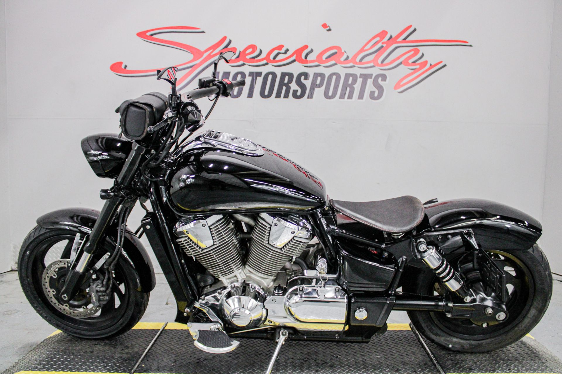 2002 Honda VTX1800 in Sacramento, California - Photo 8