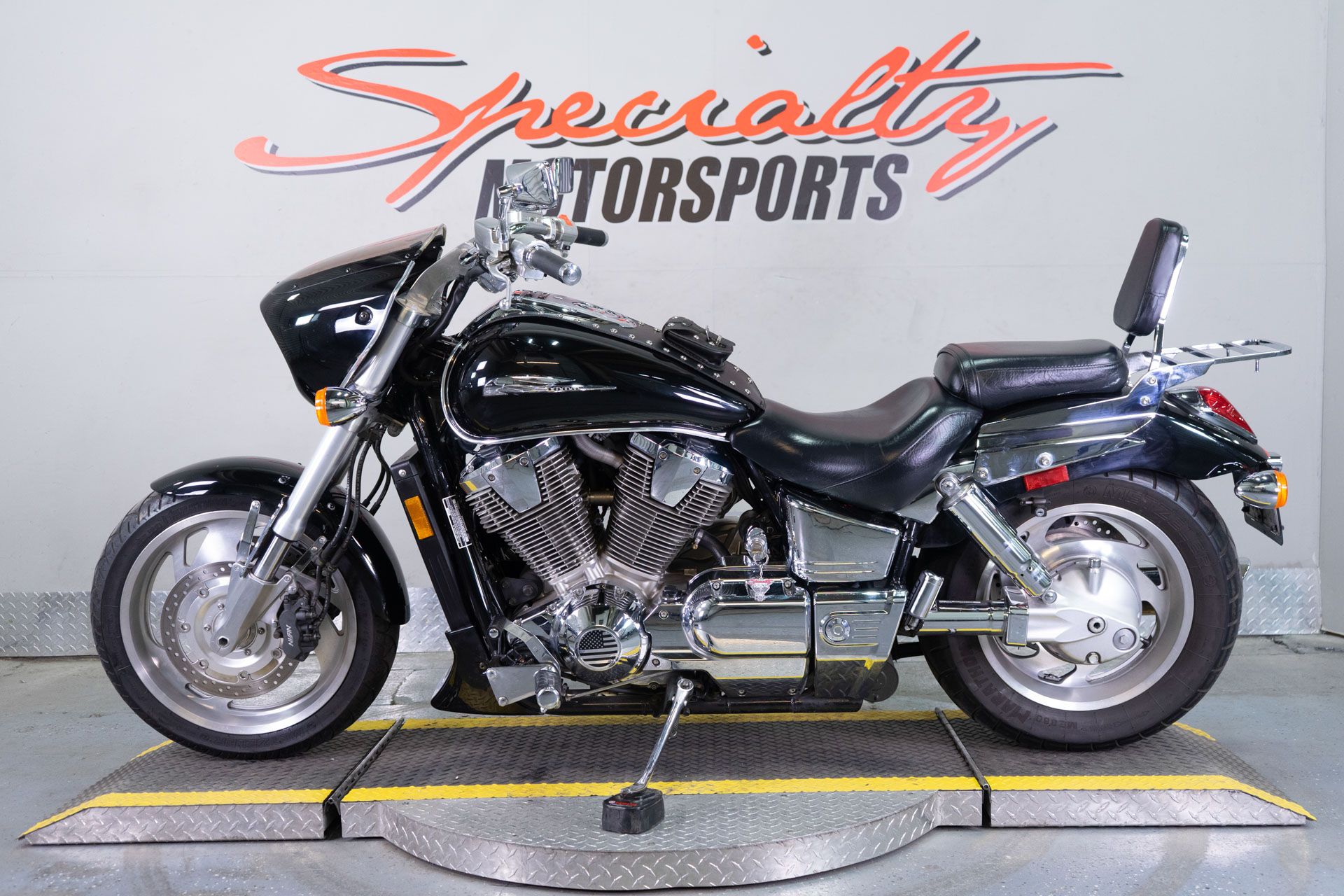 2002 Honda VTX1800 in Sacramento, California - Photo 4