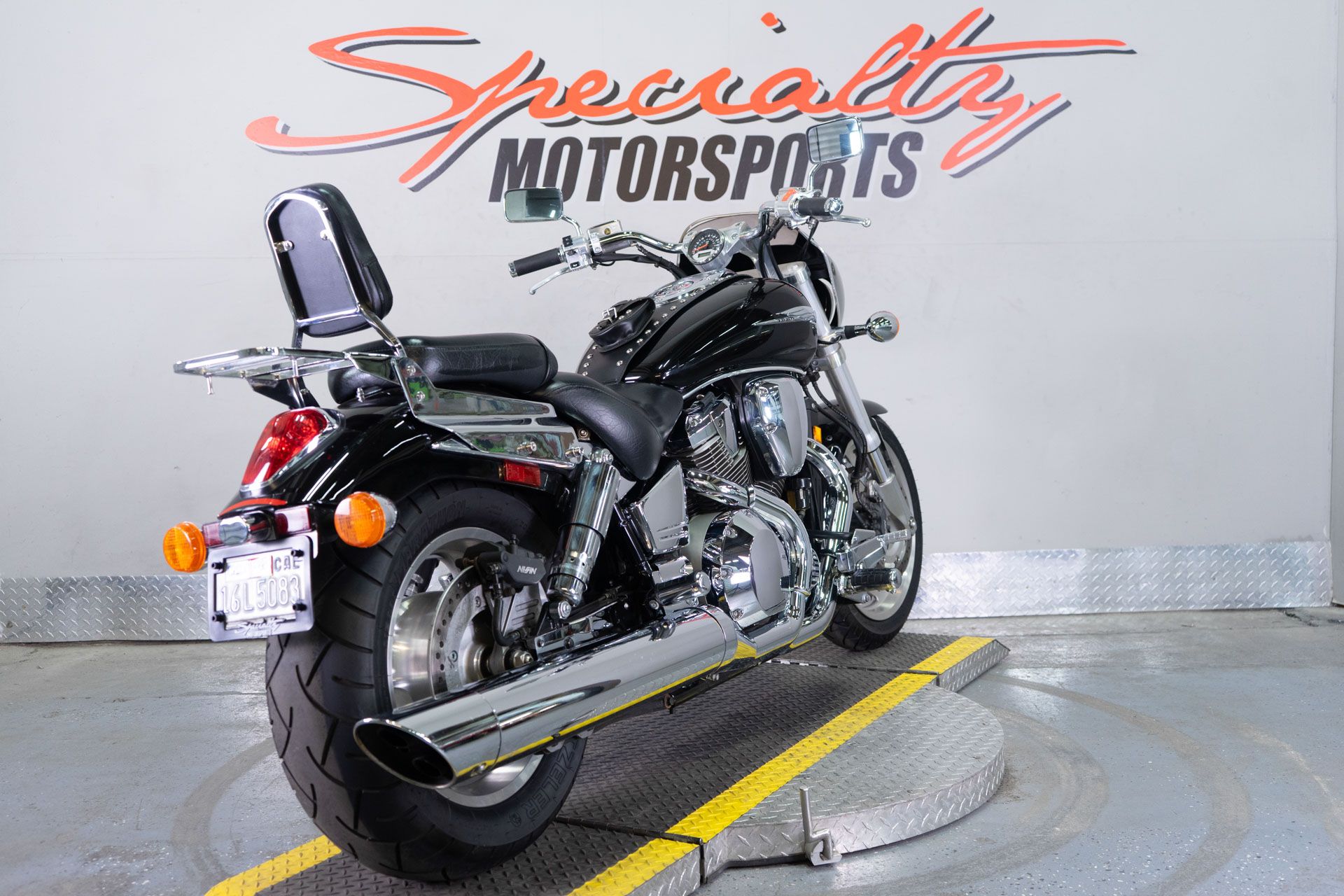 2002 Honda VTX1800 in Sacramento, California - Photo 6