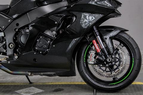 NR ★ Kawasaki Ninja® ZX™-10R | Supersport Motorcycle | Race-Ready